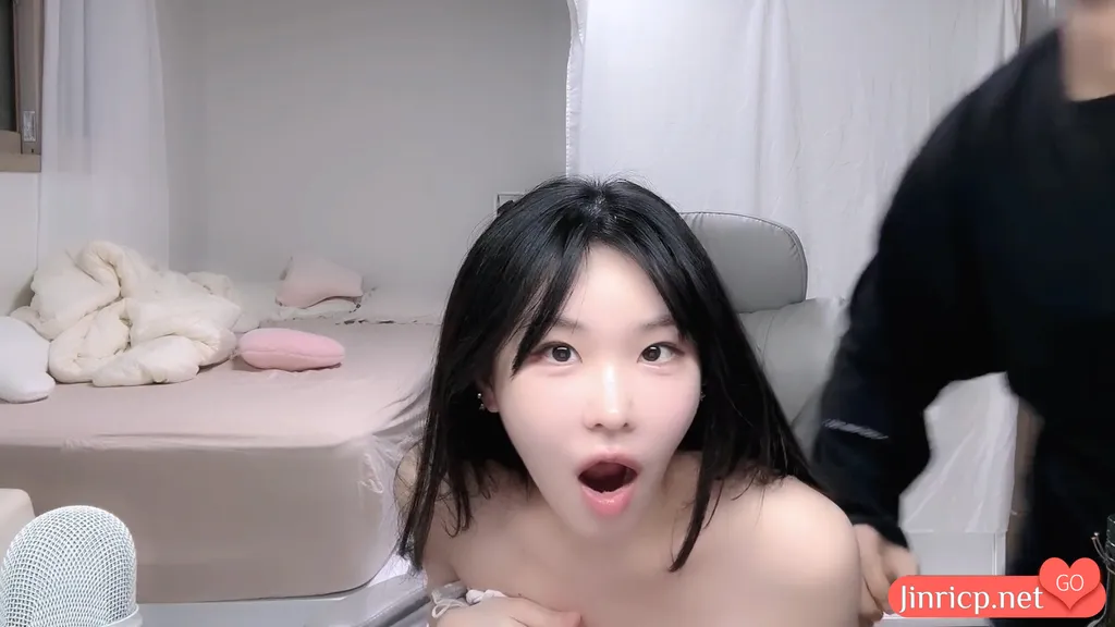 8h5nl_